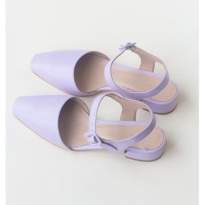 About Arianne Lilac Atila Shoes sz 10